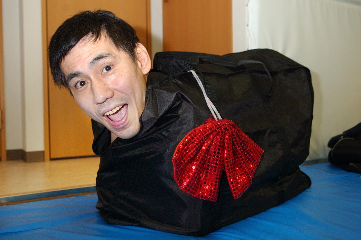 エスパー 伊東
