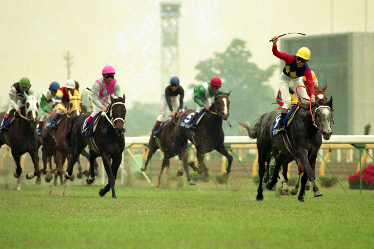 1990年・安田記念】オグリキャップが叩き出した怪物レコード 武豊 