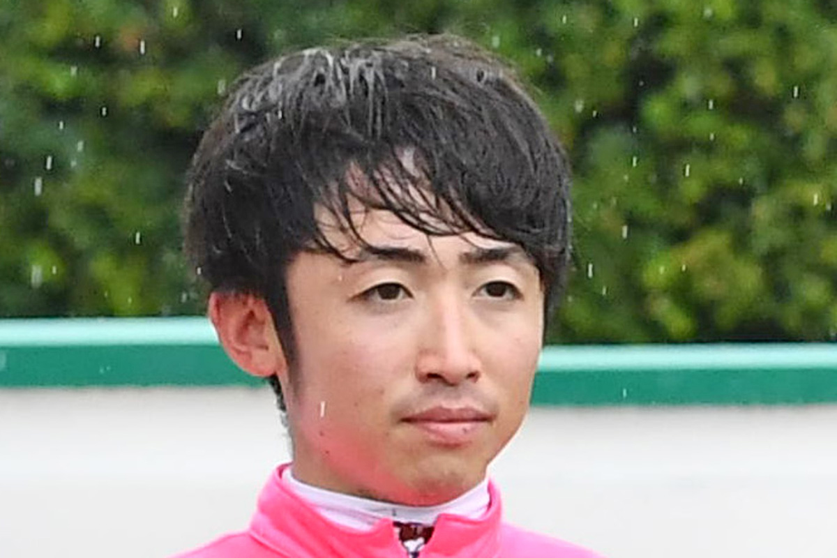 斎藤が復帰後初勝利「もう大丈夫です」 3番人気のクォーツァイトをV