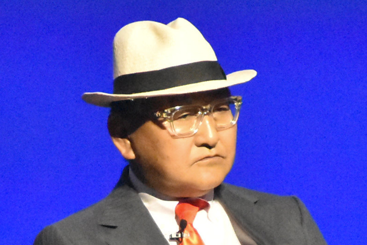 矢作 芳 人