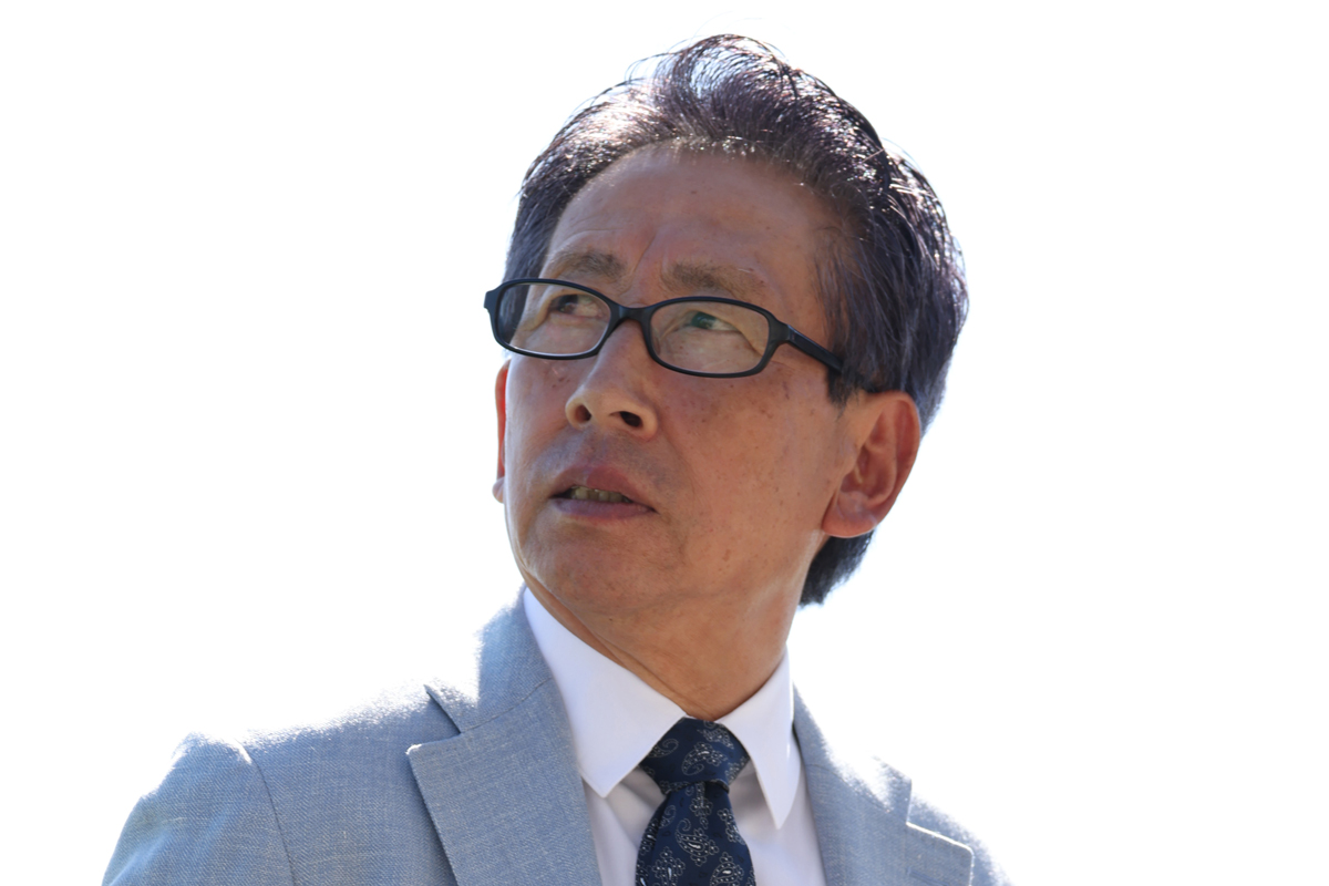 【非売品】 競馬JRA 安田隆行元調教師 700勝達成記念 フード付き半袖ベスト mqdefault.jpg