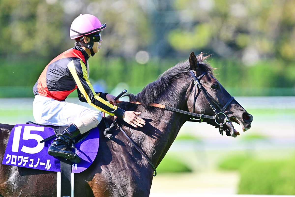 天皇賞春】19年ぶりダービー馬の勝利へ！クロワデュノールが〝最強王者