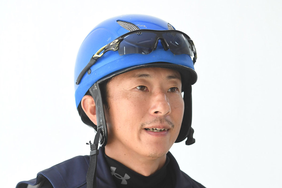 石神深一騎手に聞く障害レースの魅力と「馬券的」ポイント！人馬の